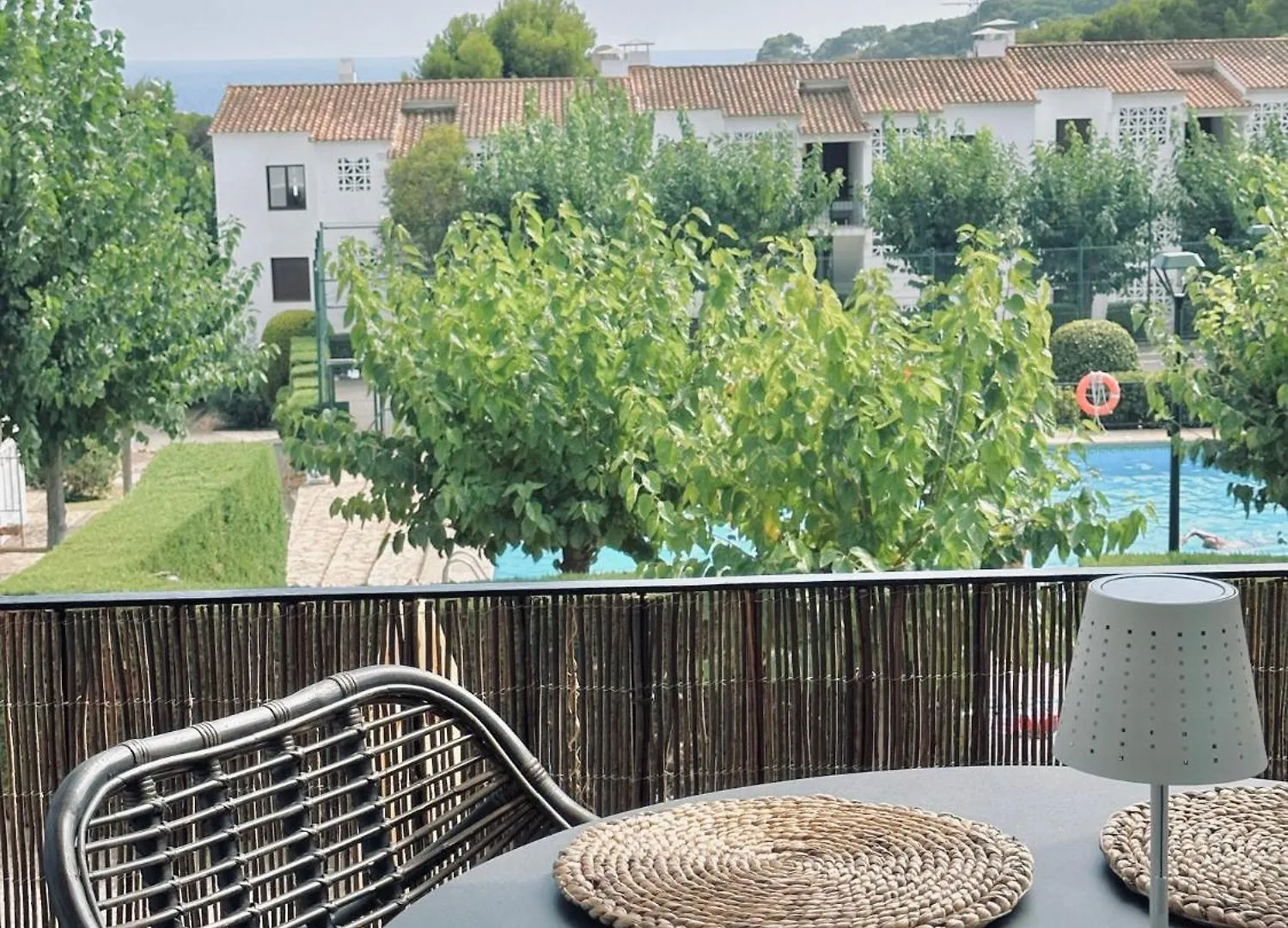 The Golden Oak In Calella Centre - 100M From Beach パラフルジェイ